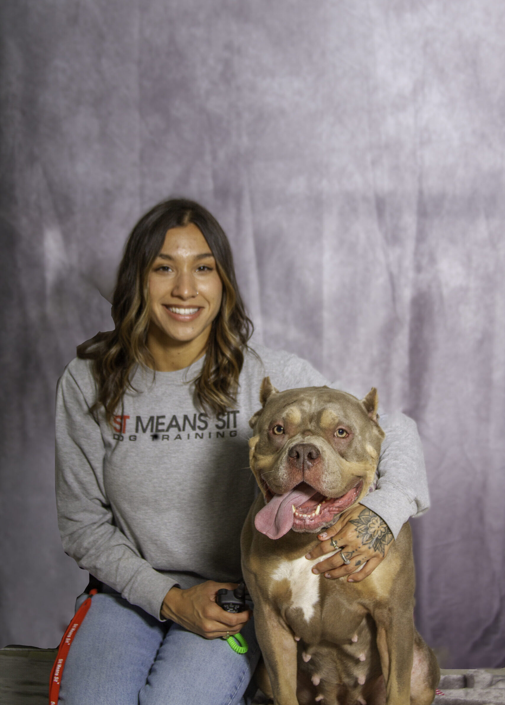 trainer dani with her dog